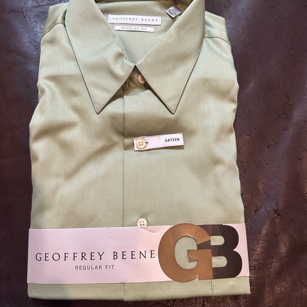 Geoffrey Beene Men's Sage Green Dress Shirt size 16.5 34/35 nwt